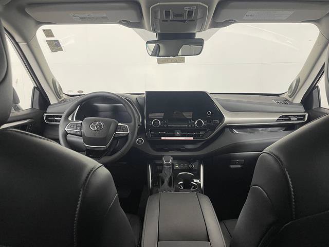 New 2026 Toyota Highlander Limited AWD/4WD image 12