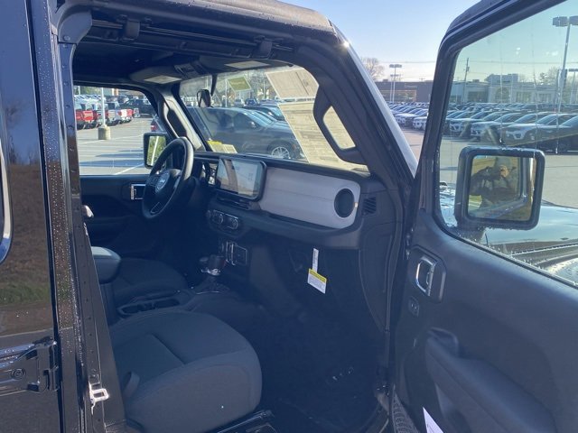 New 2026 Jeep Gladiator Sport image 27