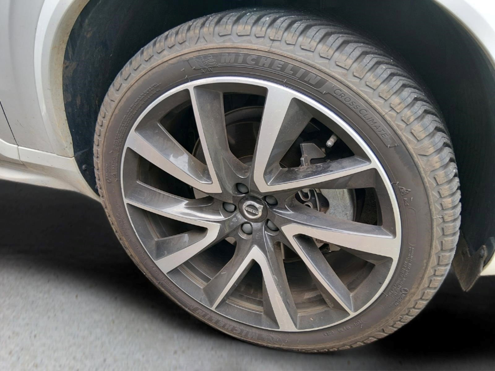 Used 2024 Volvo XC90 B6 Ultimate AWD/4WD image 19