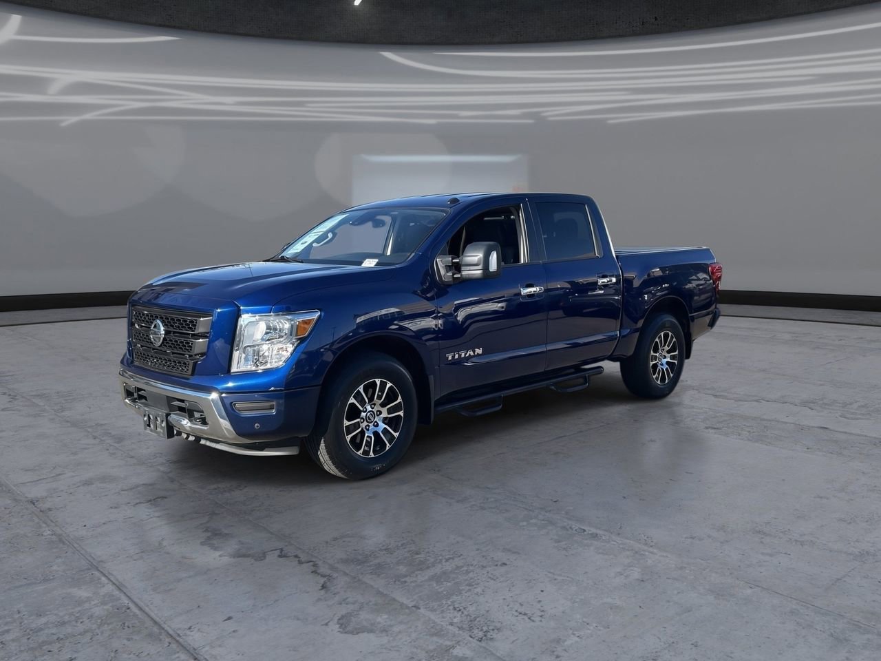 Used 2021 Nissan Titan SV w/ SV Convenience Package AWD/4WD image 3