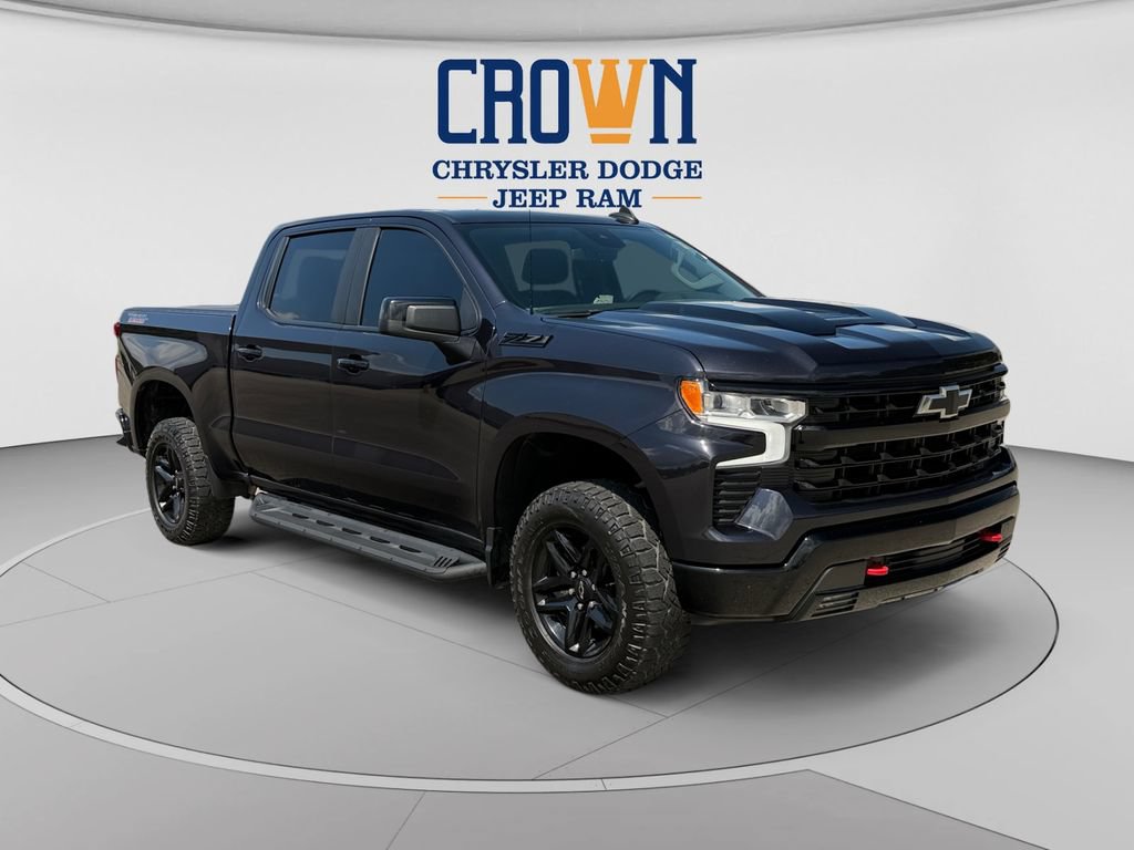 Used 2023 Chevrolet Silverado 1500 LT Trail Boss AWD/4WD image 1
