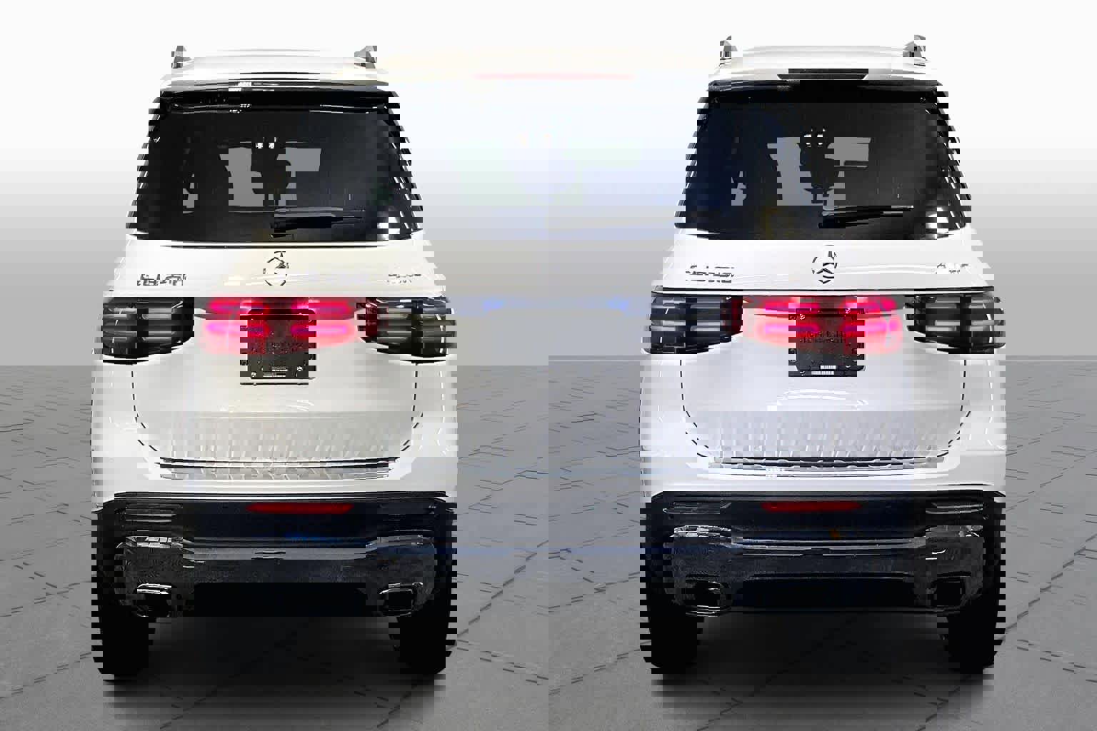 New 2026 Mercedes-Benz GLB 250 4MATIC image 4