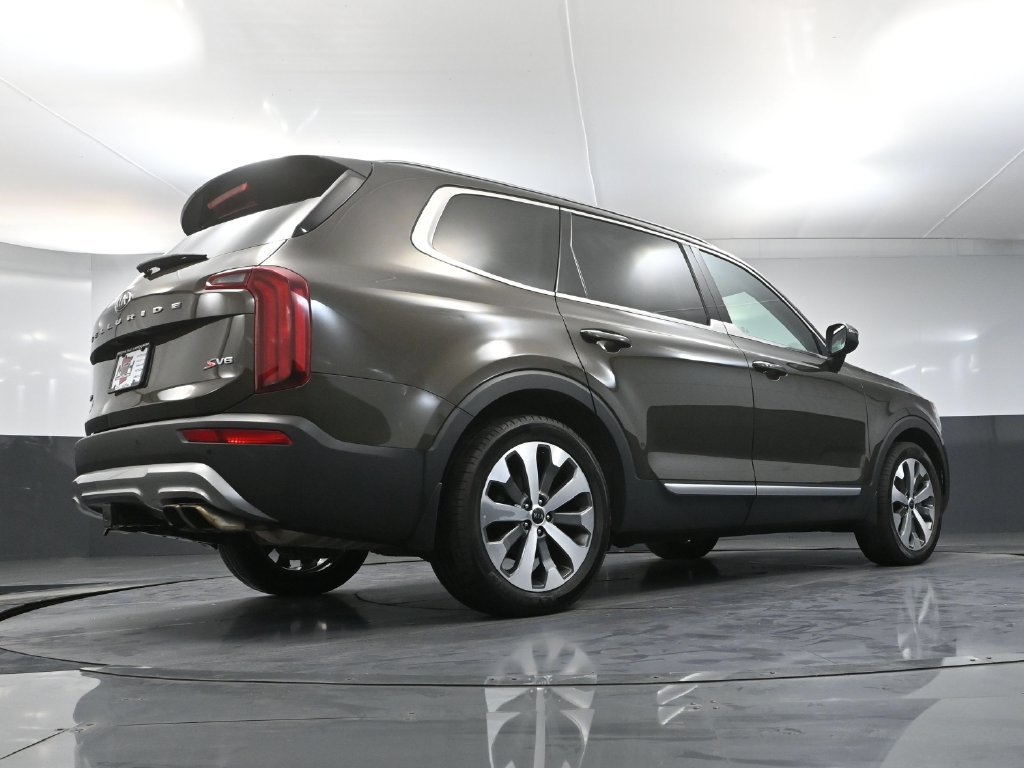 Used 2020 Kia Telluride S w/ S 8 Passenger Seating Package AWD/4WD image 51