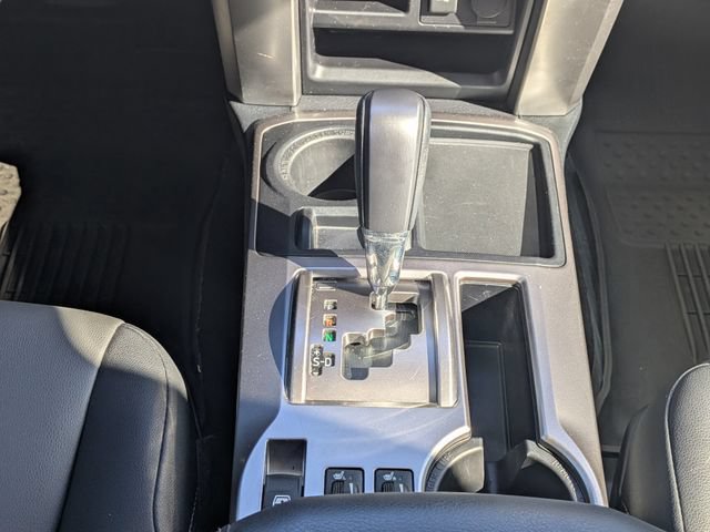Used 2022 Toyota 4Runner SR5 Premium w/ Moonroof Package RWD image 19