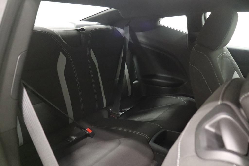 Used 2019 Chevrolet Camaro LT RWD image 15