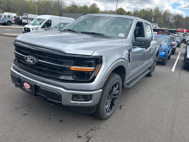 New 2026 Ford F150 XLT w/ Equipment Group 302A MID AWD/4WD image 3
