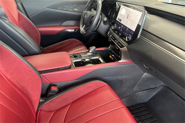 Used 2024 Lexus RX 500h F Sport w/ Convenience Package image 19