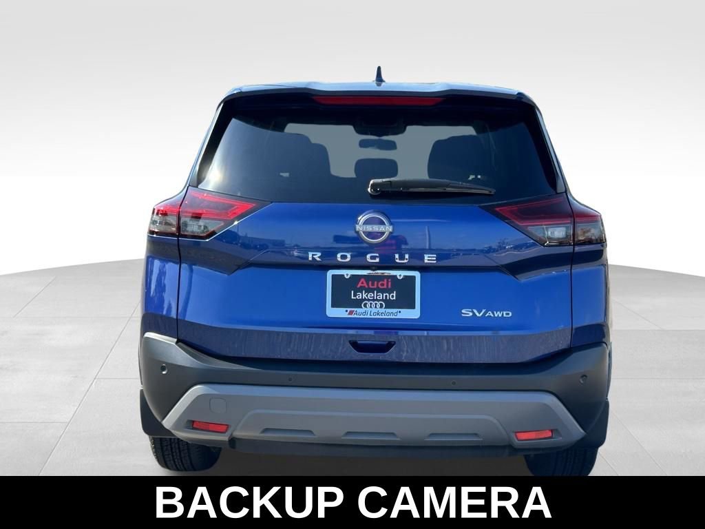Used 2023 Nissan Rogue SV AWD/4WD image 4