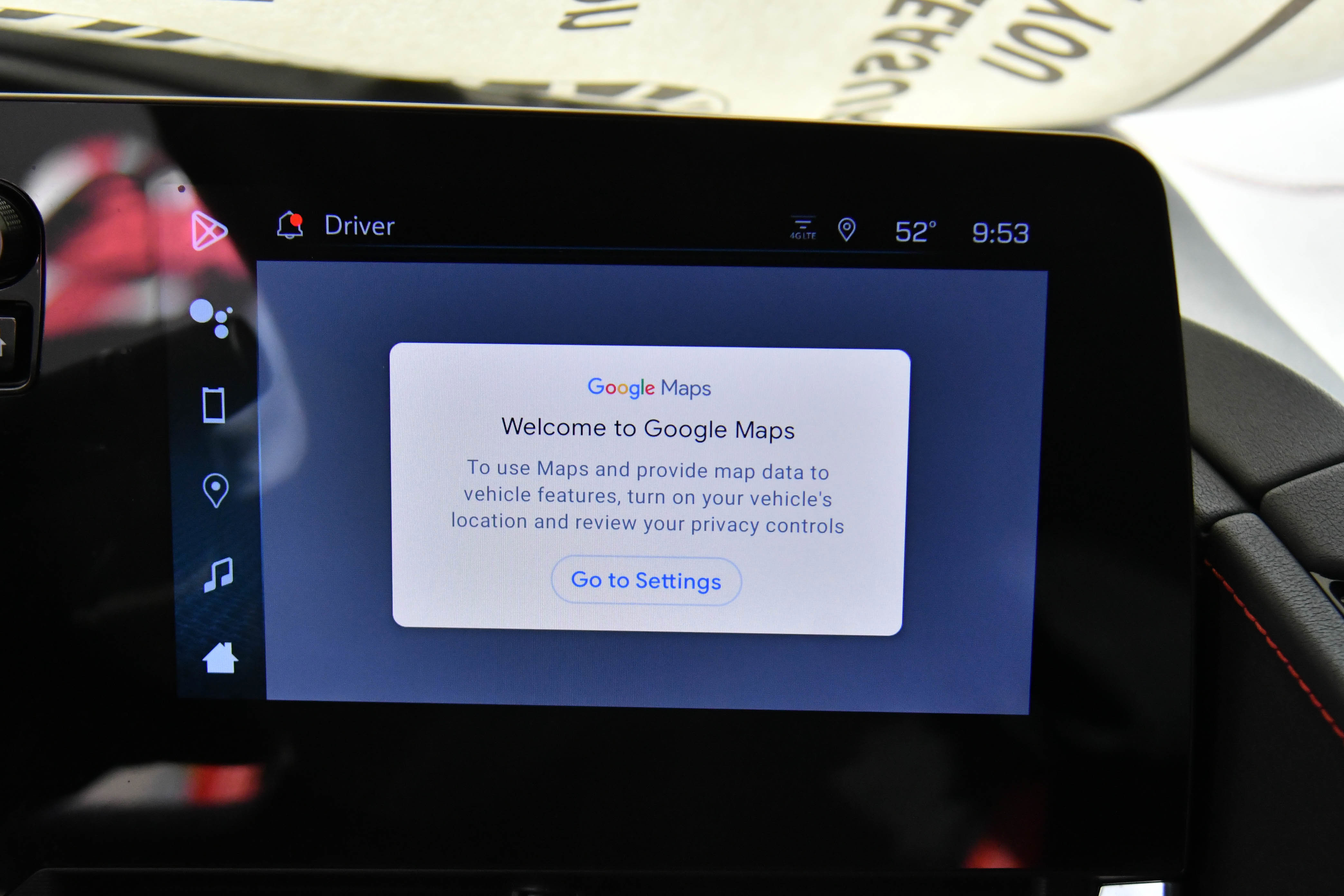 Used 2024 Chevrolet Corvette Stingray Convertible w/ 1LT image 29