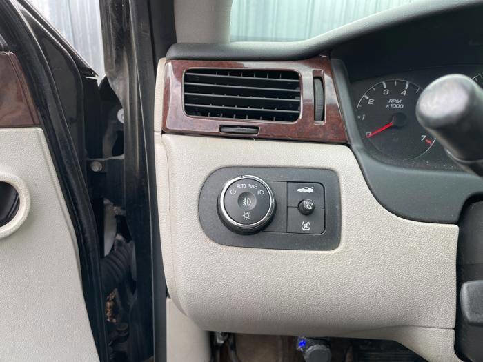 Used 2010 Chevrolet Impala LT FWD image 34