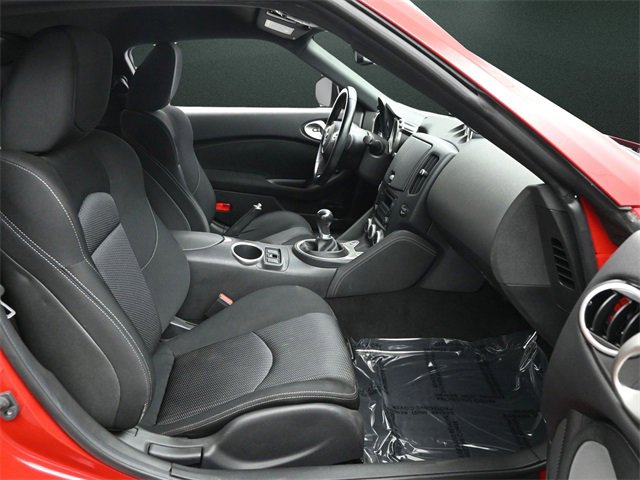 Used 2020 Nissan 370Z w/ Sport Package image 15