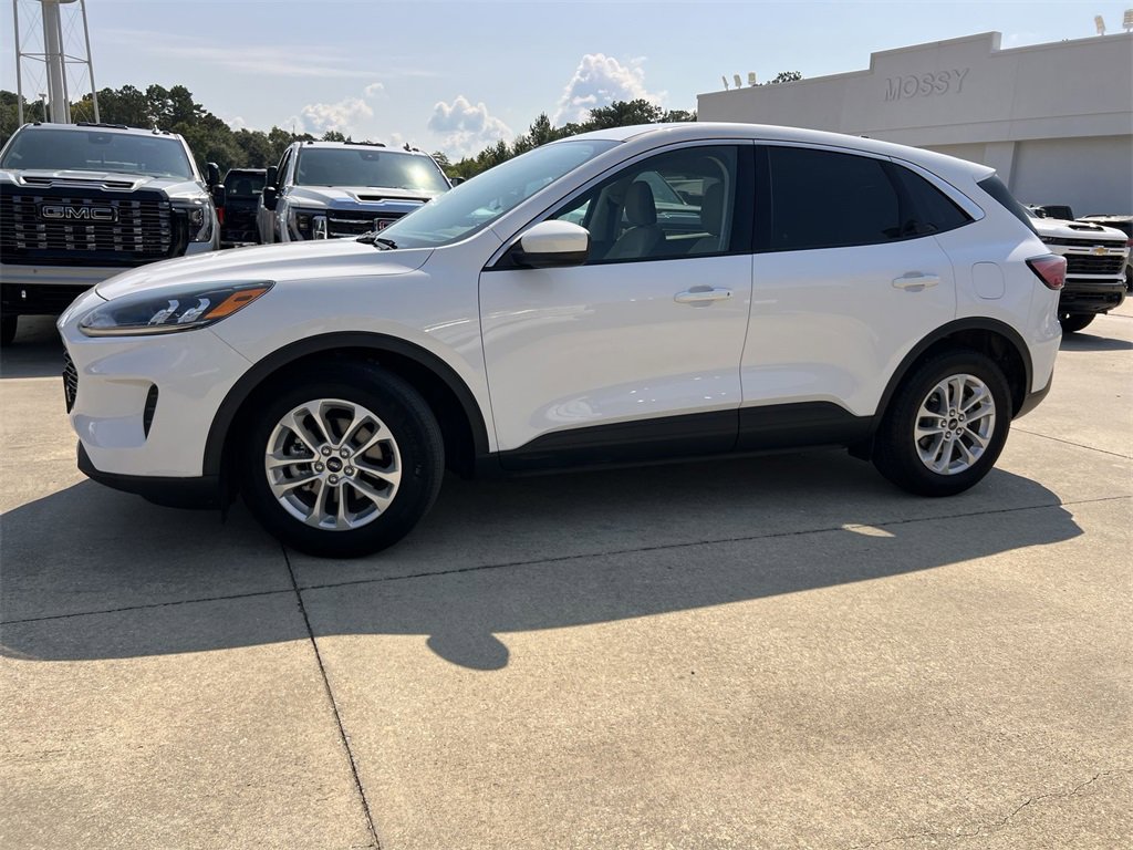 Used 2021 Ford Escape SE