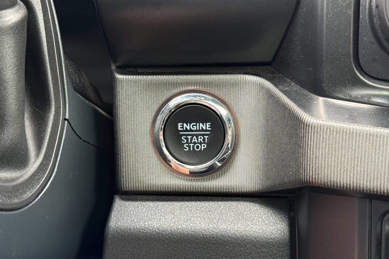 Used 2023 Ford F350 Platinum AWD/4WD image 23