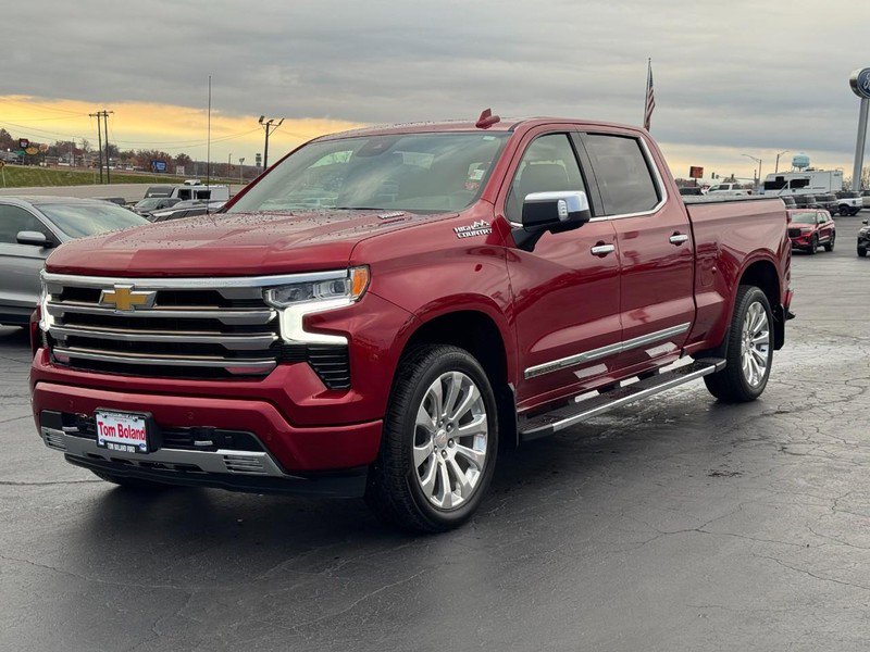 Used 2022 Chevrolet Silverado 1500 High Country w/ High Country Premium Package image 8