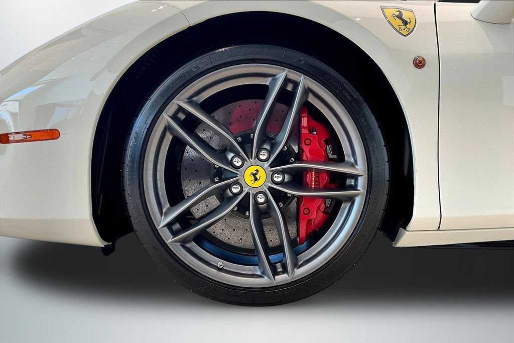 Used 2017 Ferrari 488 Spider RWD image 27