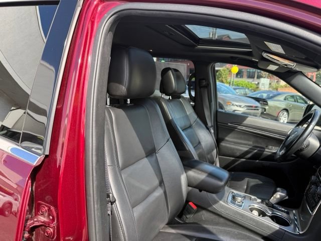 Used 2021 Jeep Grand Cherokee Limited AWD/4WD image 26