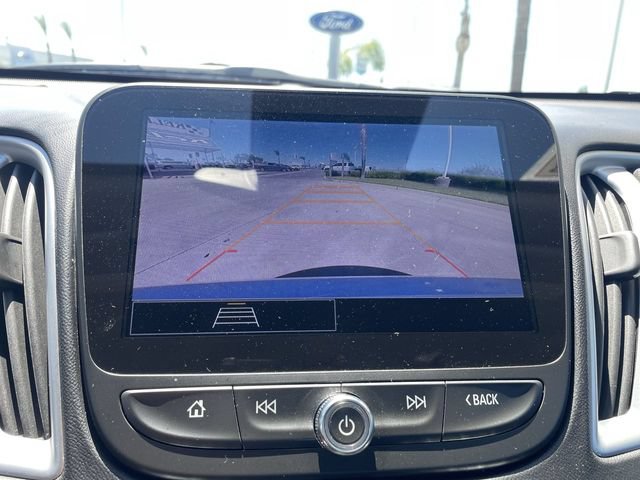Used 2023 Chevrolet Malibu LT FWD image 14