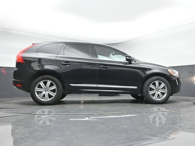 Used 2016 Volvo XC60 T6 w/ Protection Package FWD image 40