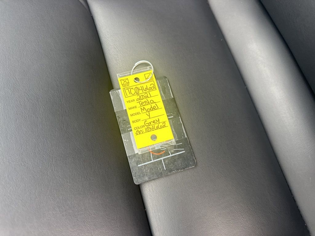 Used 2021 Tesla Model Y Long Range image 36