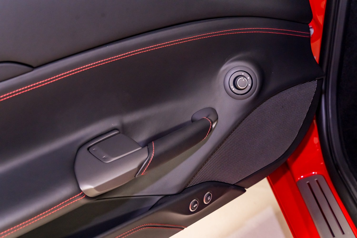 Used 2019 Ferrari 488 GTB RWD image 21