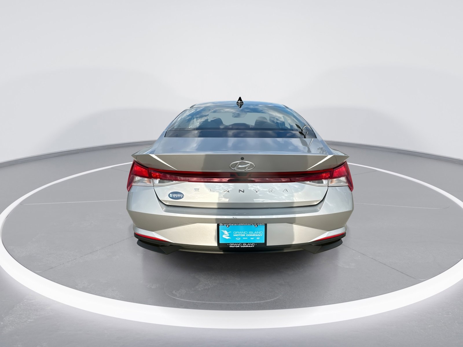 Used 2021 Hyundai Elantra SEL w/ Convenience Package image 7