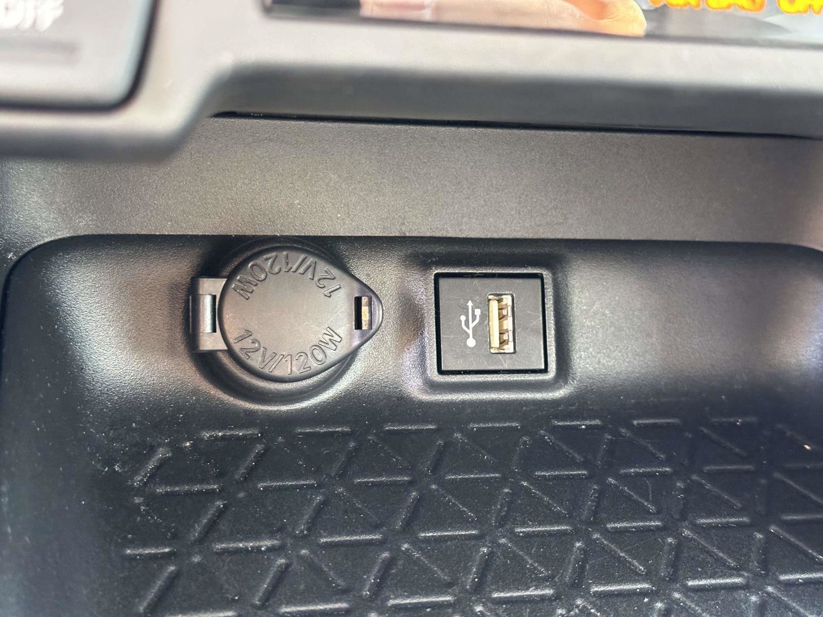 Certified 2025 Toyota RAV4 XLE image 26