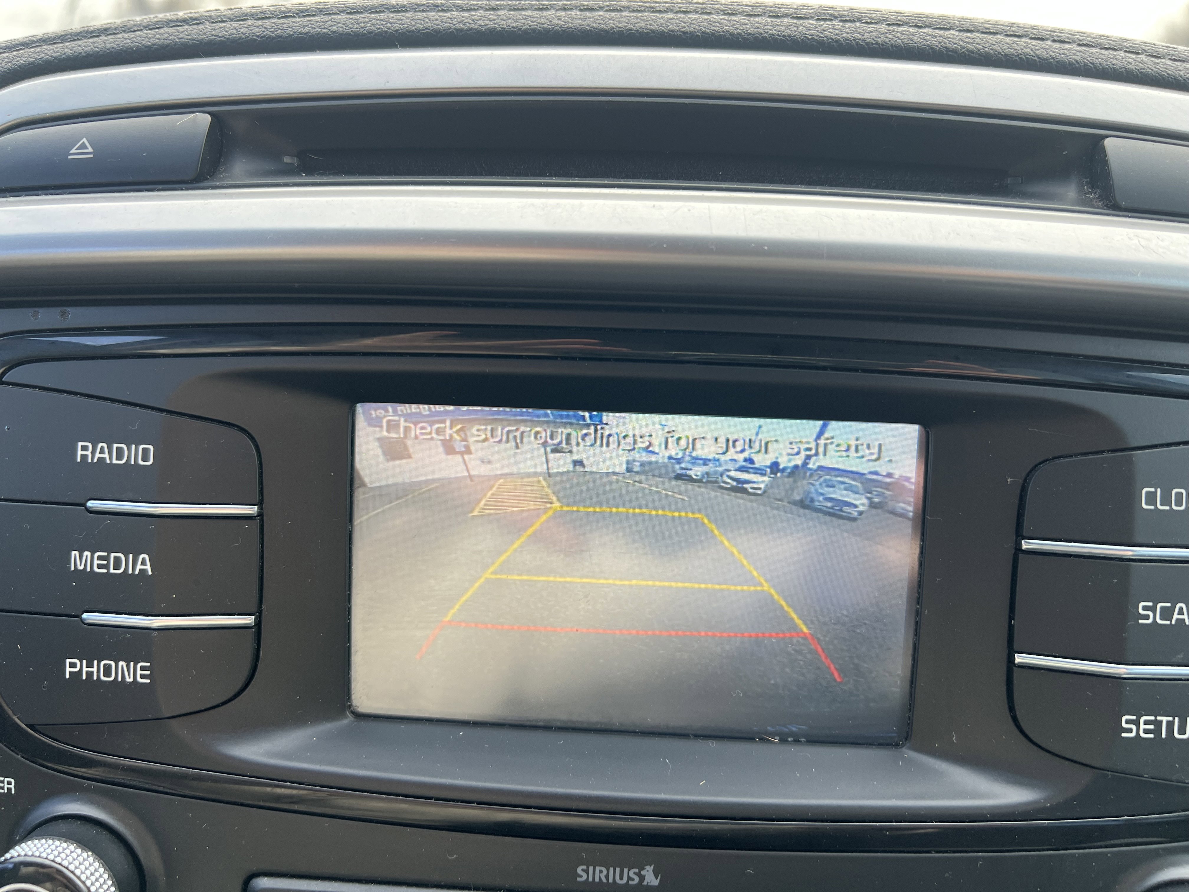 Used 2018 Kia Sorento LX image 27