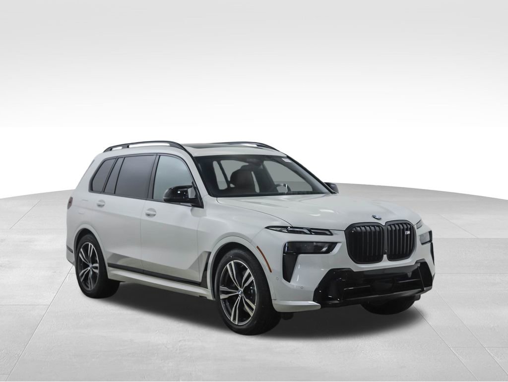 Used 2025 BMW X7 M60i image 7