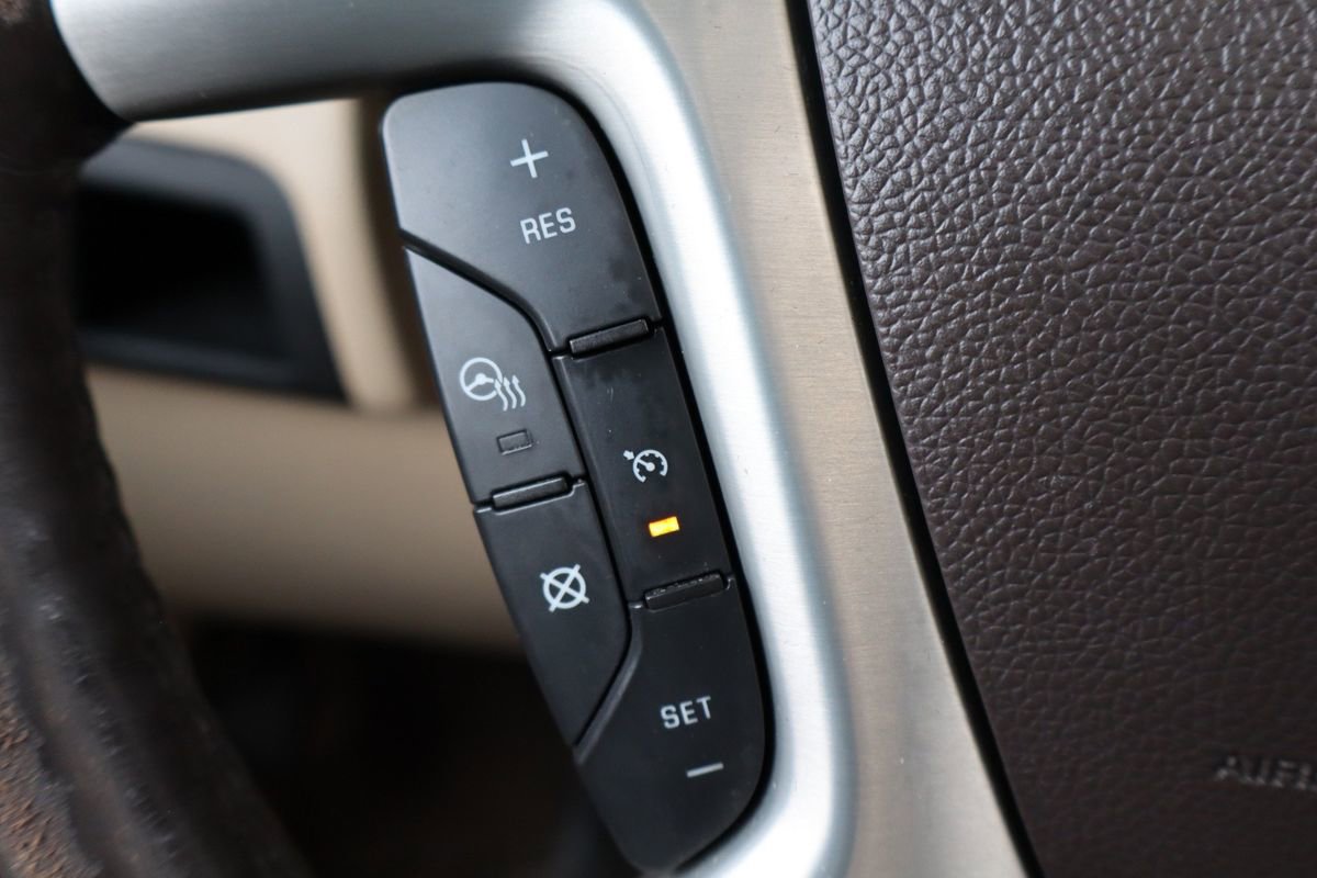 Used 2012 Cadillac Escalade EXT Luxury image 31