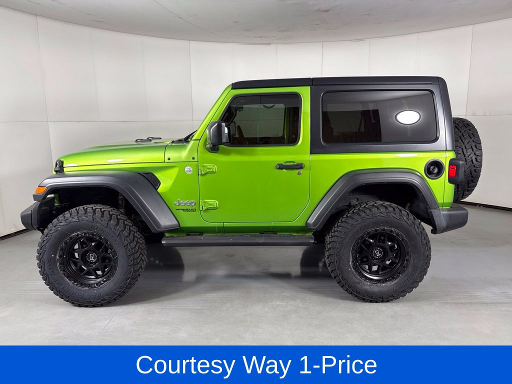 Used 2019 Jeep Wrangler Sport AWD/4WD image 6