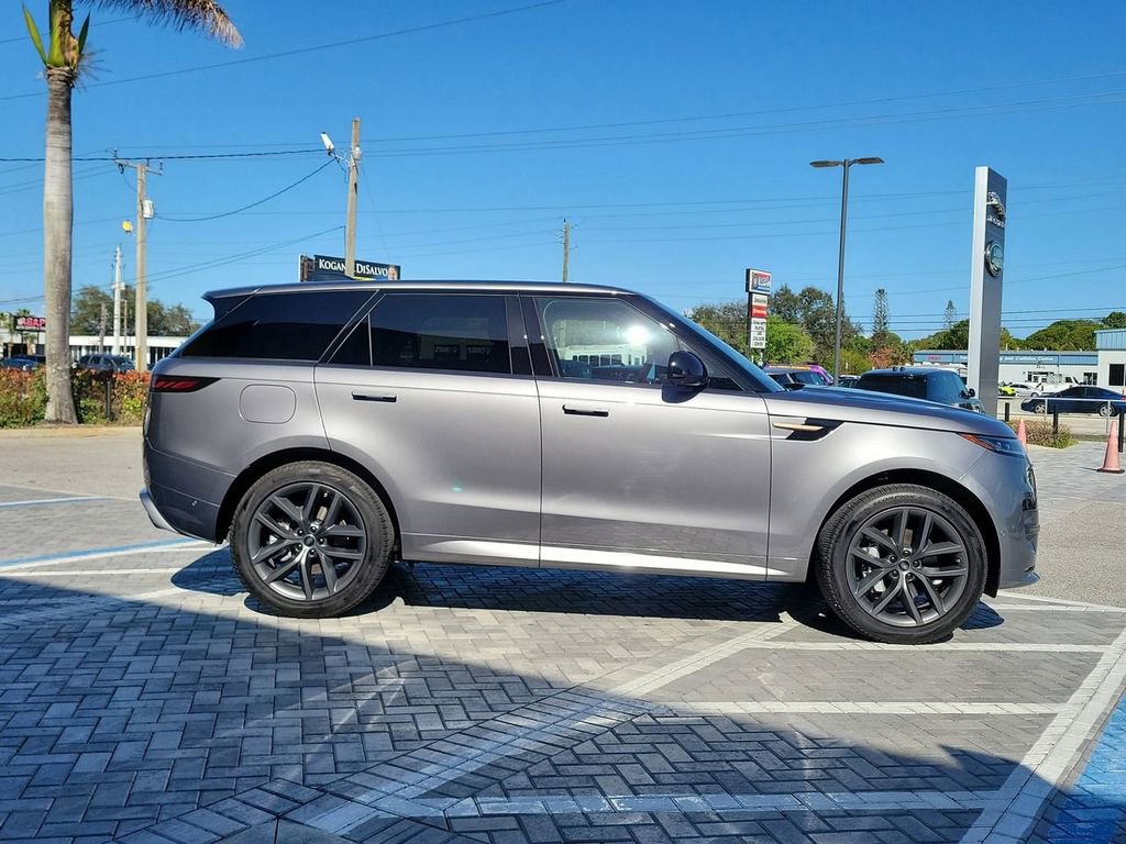 Certified 2025 Land Rover Range Rover Sport Dynamic SE image 6