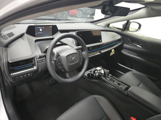 New 2027 Toyota Prius Plug-In Hybrid FWD image 20
