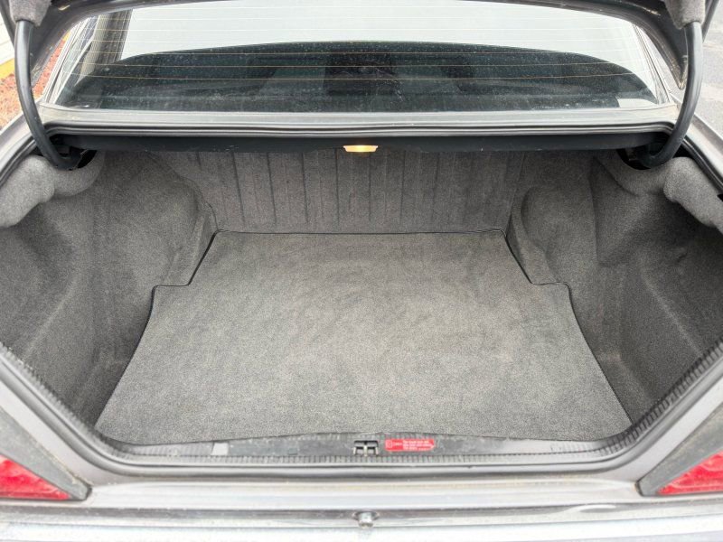 Used 1995 Mercedes-Benz E 320 Sedan image 12