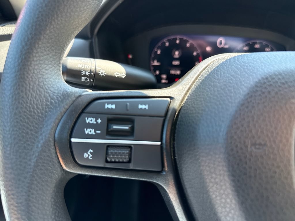 Certified 2023 Honda Accord EX image 25