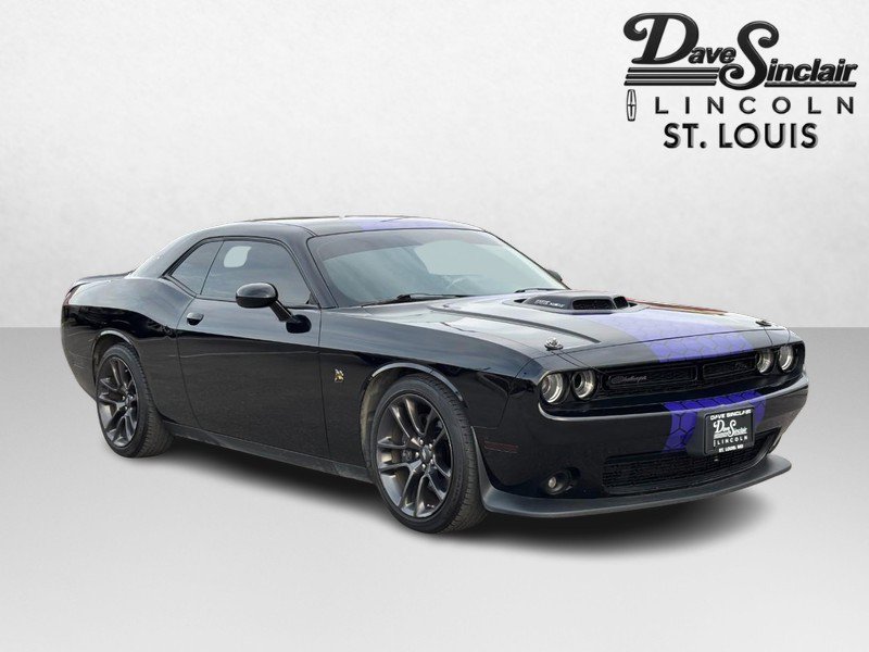 Used 2021 Dodge Challenger R/T Scat Pack w/ Shaker Package RWD image 3