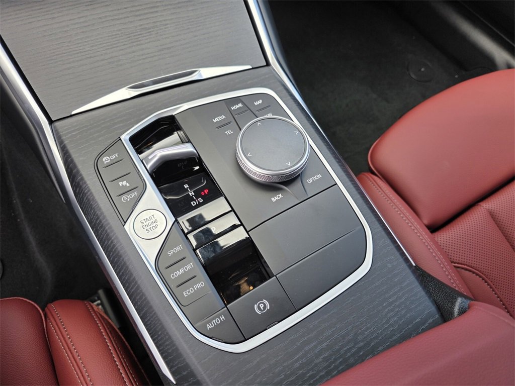 New 2026 BMW 330i Sedan image 17