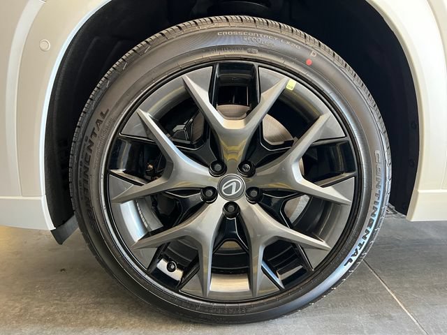 New 2026 Lexus TX 500h AWD image 11