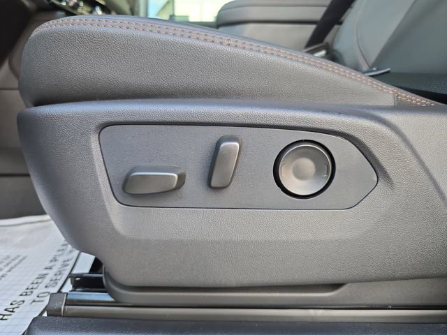 New 2026 GMC Sierra 2500 AT4 w/ Technology Package image 18