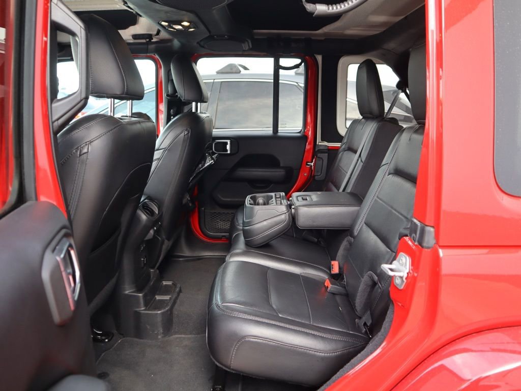 Used 2020 Jeep Wrangler Unlimited Sahara image 10