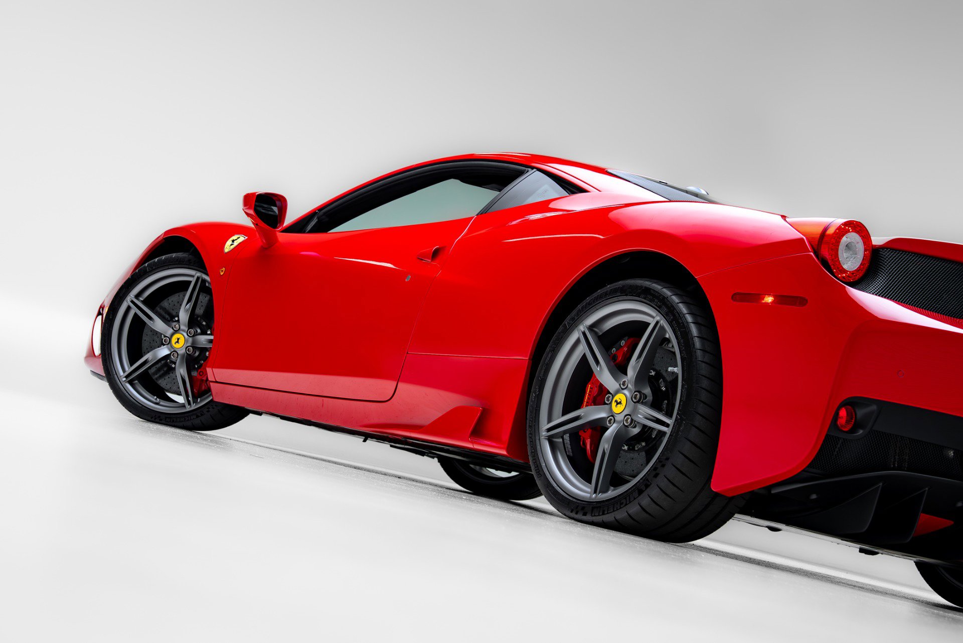 Used 2015 Ferrari 458 Speciale Coupe RWD image 63
