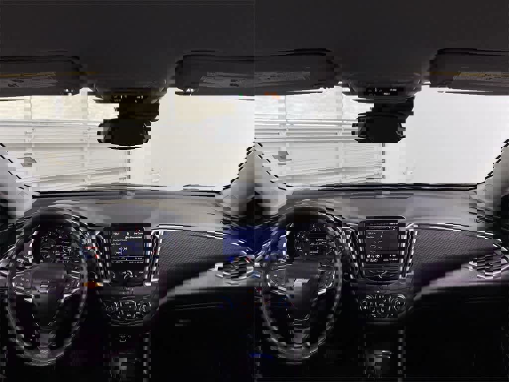 Used 2023 Chevrolet Malibu LT image 12