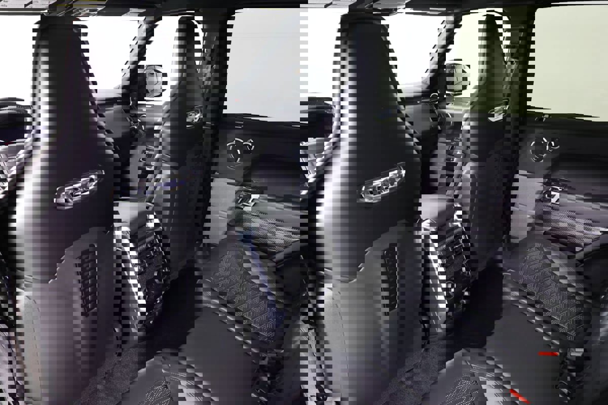 Used 2018 Land Rover Range Rover Sport SVR image 51