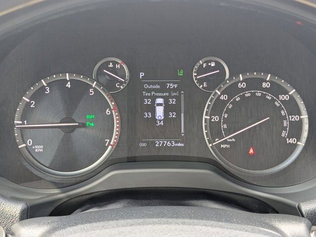 Used 2023 Lexus GX 460 Premium w/ Accessory Package AWD/4WD image 29