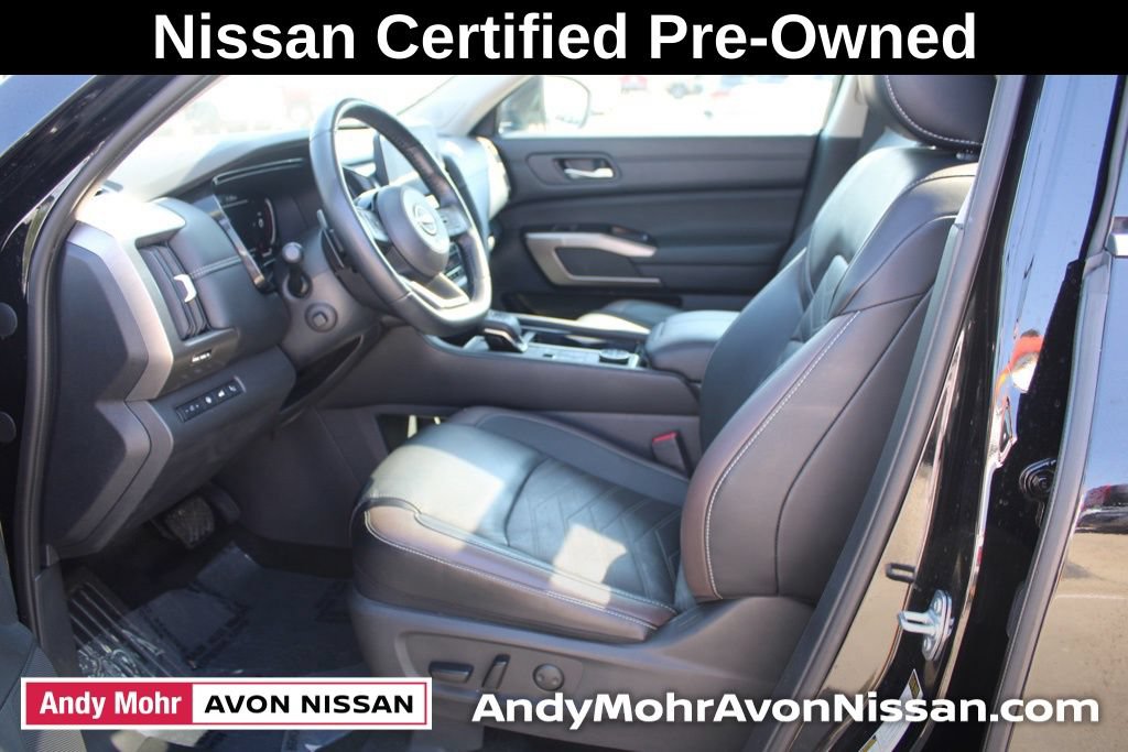 Certified 2024 Nissan Pathfinder Platinum AWD/4WD image 18
