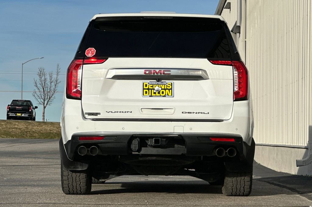 Used 2021 GMC Yukon XL Denali image 5