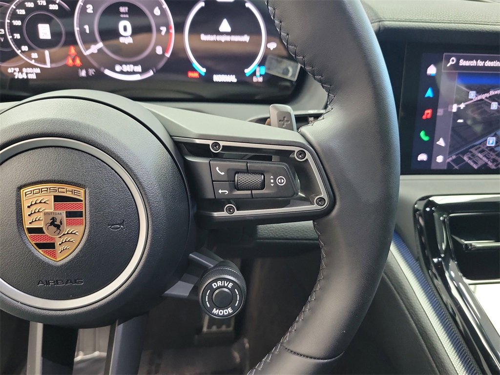 Used 2026 Porsche Panamera 4 image 23