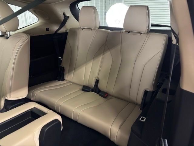 Certified 2026 Acura MDX w/ Advance Package AWD/4WD image 16