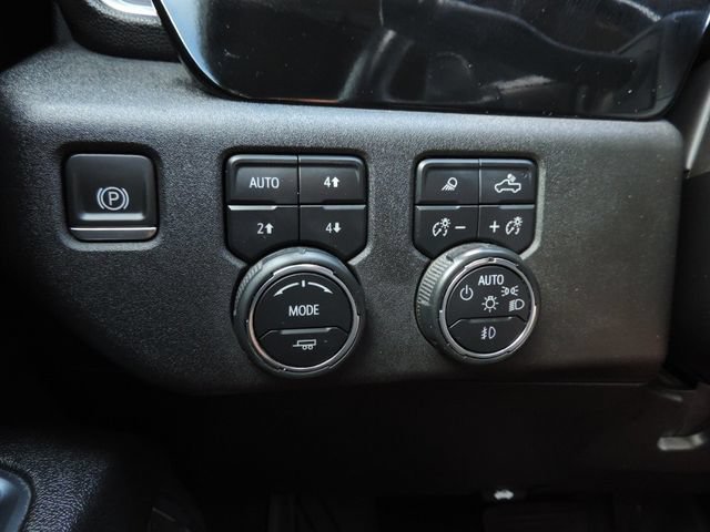 Used 2023 Chevrolet Silverado 1500 RST AWD/4WD image 30