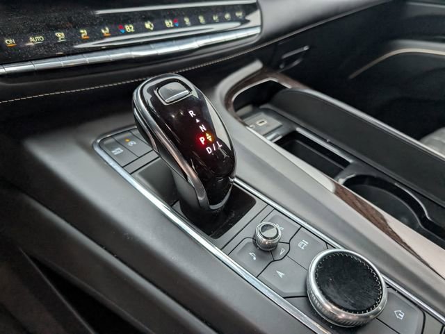 Certified 2023 Cadillac Escalade Sport Platinum w/ LPO, ONYX Package image 25