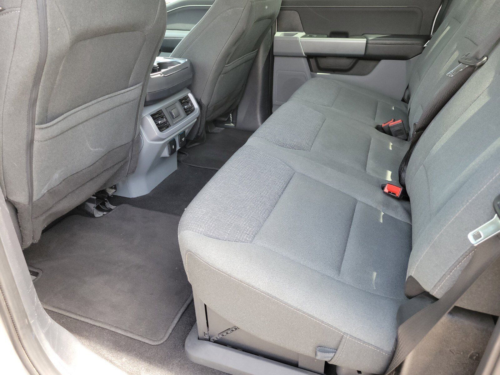 Used 2024 Ford F150 XLT w/ Mobile Office Package image 17